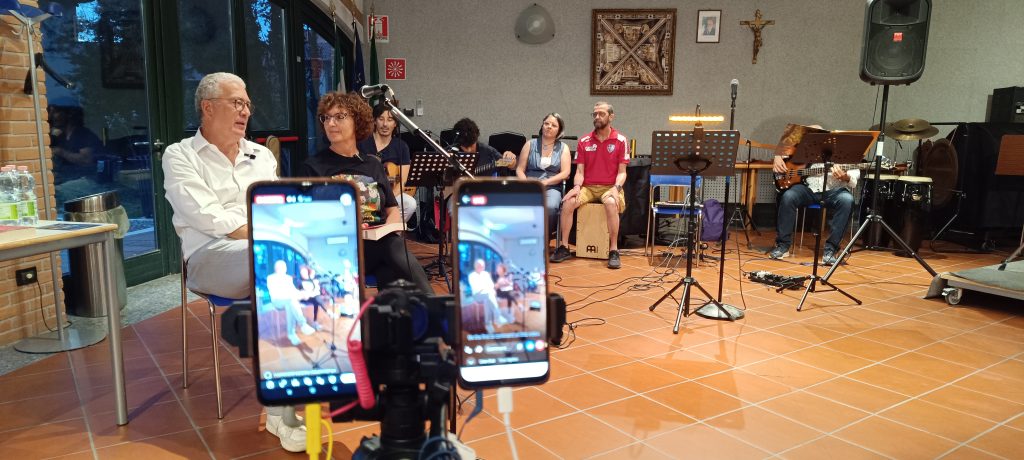 live con 2 smartphone